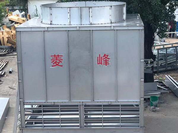 大家知道頂出風冷卻塔關鍵特點是什么嗎？的圖片